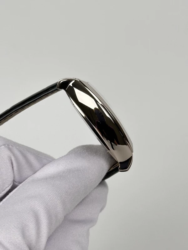 Vacheron Constantin Tonneau 49180/000G-9360 5