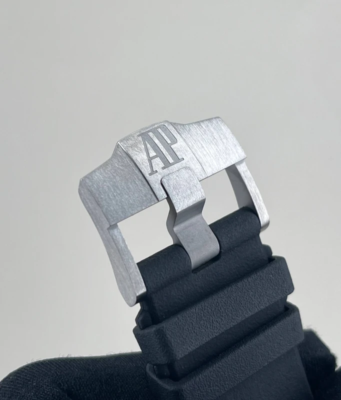 Audemars Piguet Chronograph 44mm 26400AU.OO.A002CA.01 7