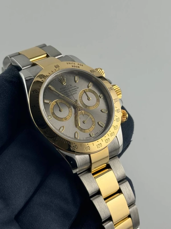 Rolex Cosmograph 40mm Steel and Yellow Gold 116523 3