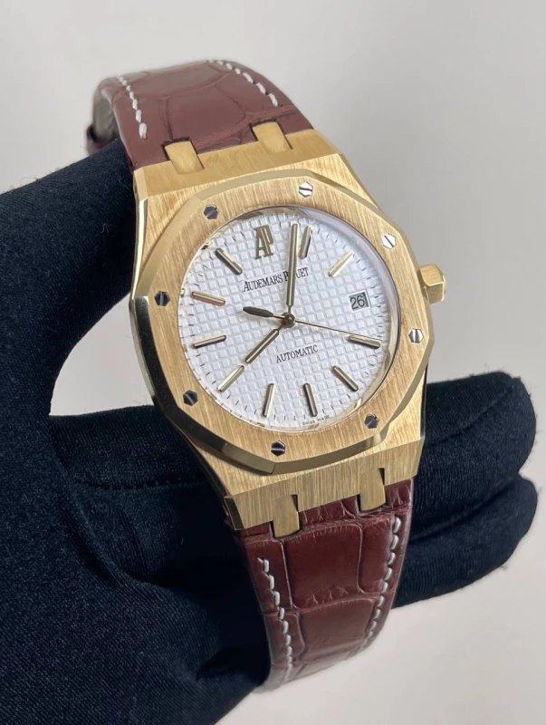Audemars Piguet Selfwinding 39 mm 15300BA.OO.D088CR.01 3