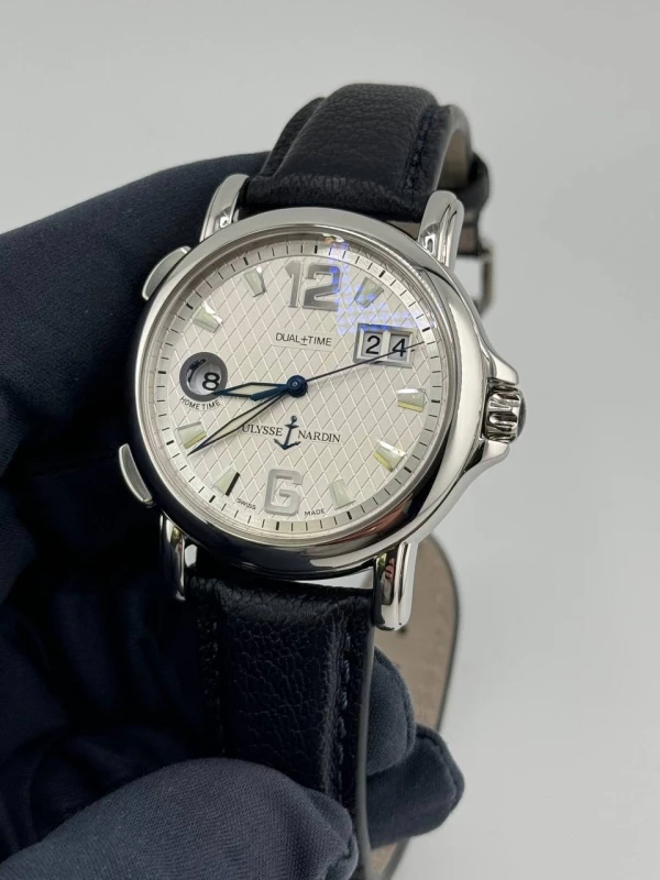Ulysse Nardin Big date 223-88 8