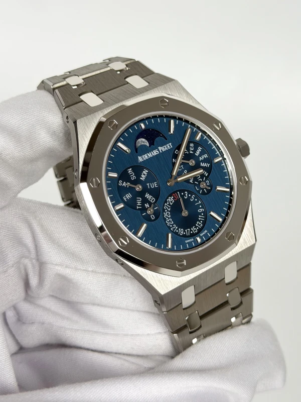 Audemars Piguet Selfwinding Perpetual Calendar Ultra-Thin 26586IP.OO.1240IP.01 3