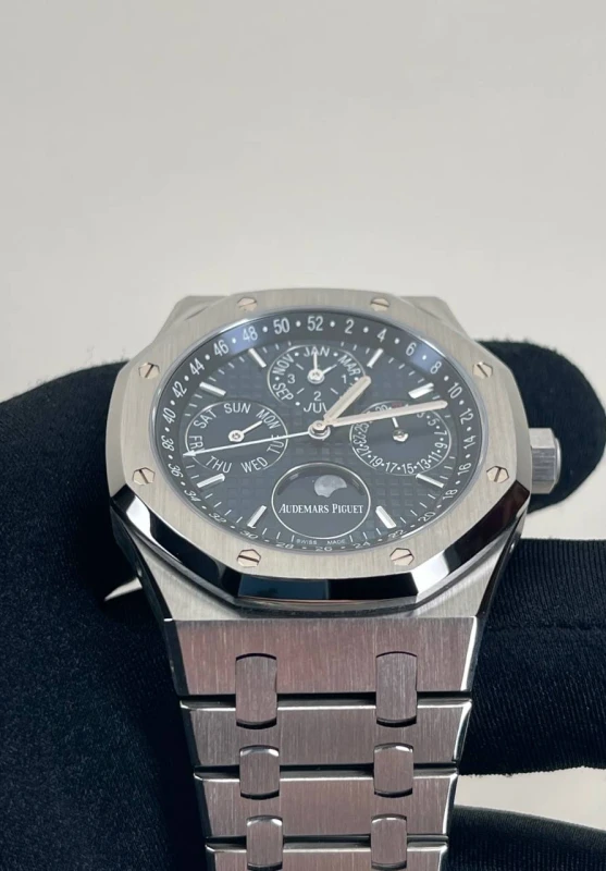 Audemars Piguet Perpetual Calendar 26574ST.OO.1220ST.02 4