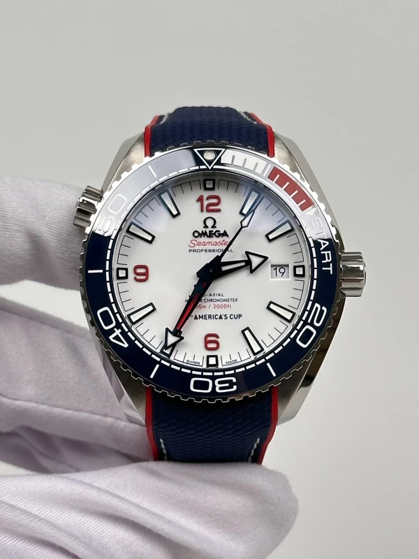Omega Planet Ocean 600 m 215.32.43.21.04.001 2