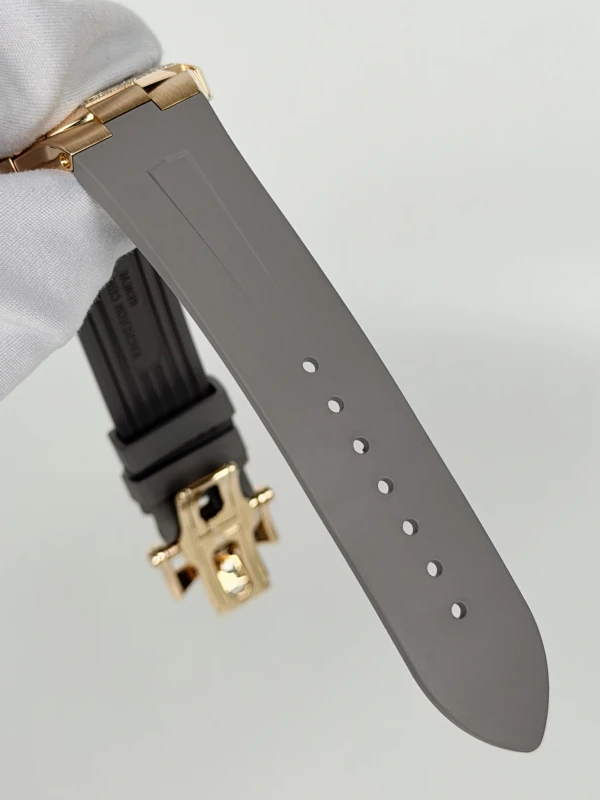 Vacheron Constantin Small Date Self-Winding 47560/000R-9672 4