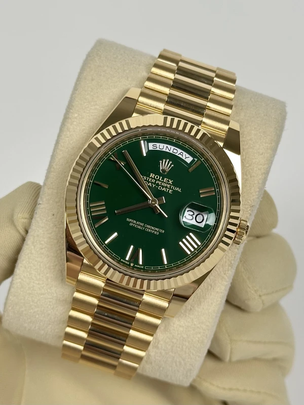 Rolex 40 mm Yellow Gold 228238-0061 3