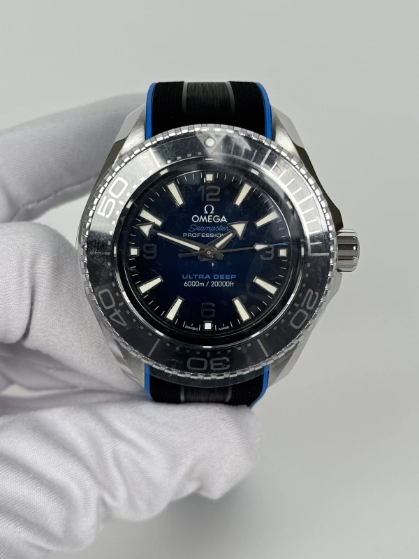 Omega PLANET OCEAN 6000M 215.32.46.21.03.001 2