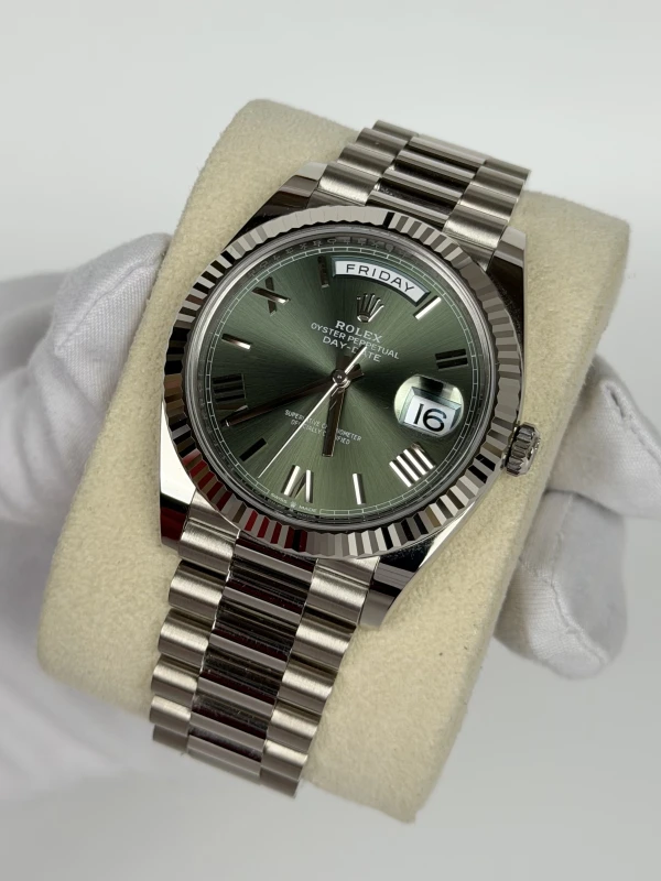 Rolex 40MM WHITE GOLD 228239-0033 3