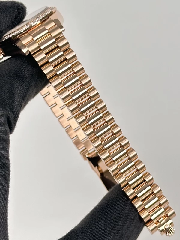 Rolex 28 mm Everose Gold  279135rbr-0001 5