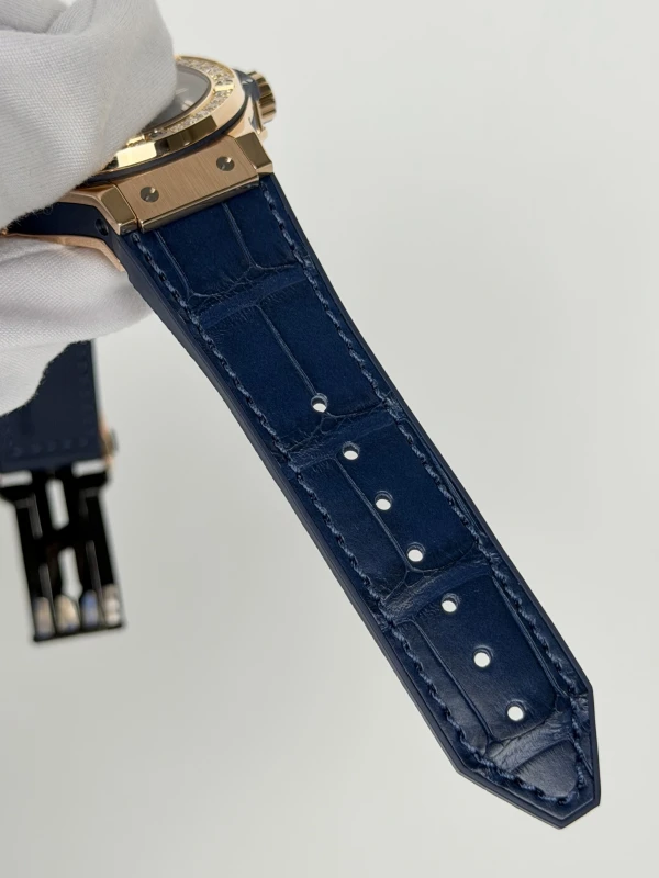 Hublot Gold Blue Diamonds 38mm 361.PX.7180.LR.1204 4