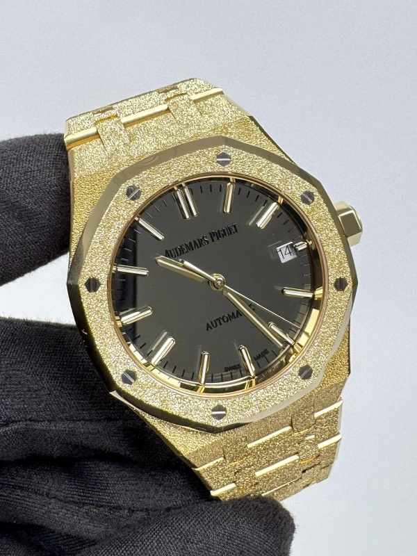 Audemars Piguet Frosted Gold Carolina Bucci 15454BA.GG.1259BA.02 3