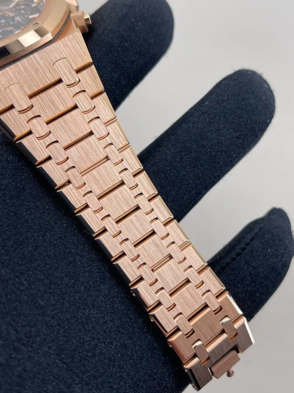 Audemars Piguet Selfwinding Chronograph 41 mm 2022 «50-летний юбилей» 26240OR.OO.1320OR.01 4