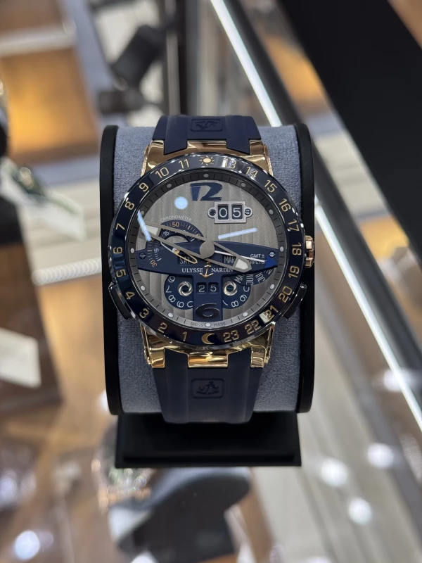 Ulysse Nardin El Toro GMT ± Perpetual 326-00-3 2