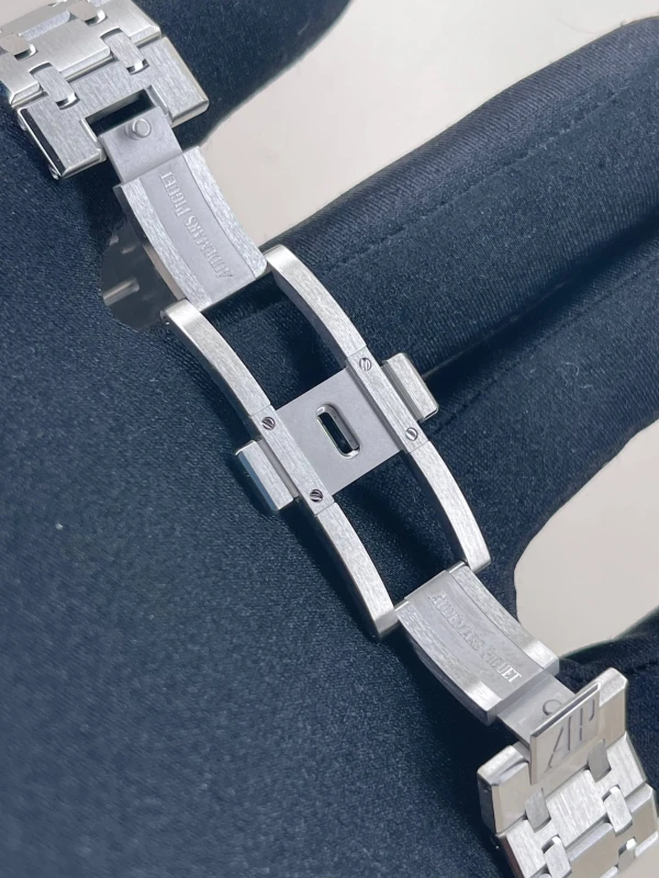 Audemars Piguet Selfwinding 15510ST.OO.1320ST.08 6