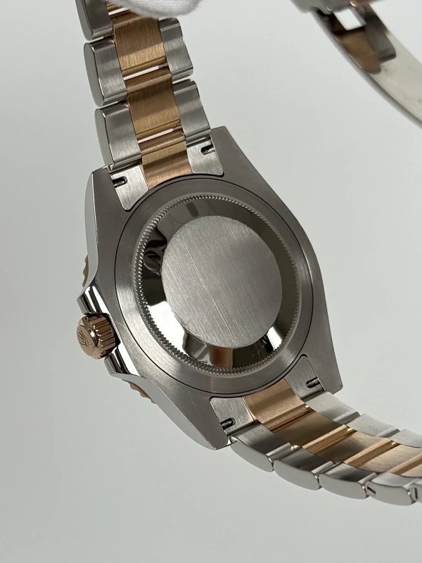 Rolex 40 mm, Oystersteel and Everose gold 126711CHNR-0002 8