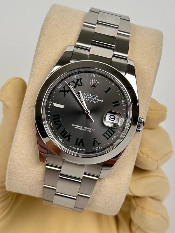 Rolex DATEJUST 41MM STEEL 126300-0013 4
