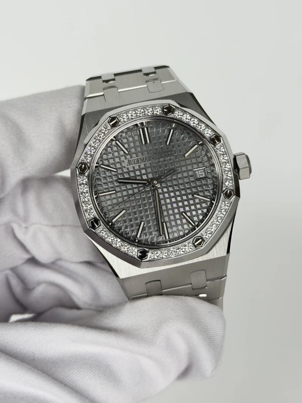 Audemars Piguet Selfwinding 37 mm 15551ST.ZZ.1356ST.06 3