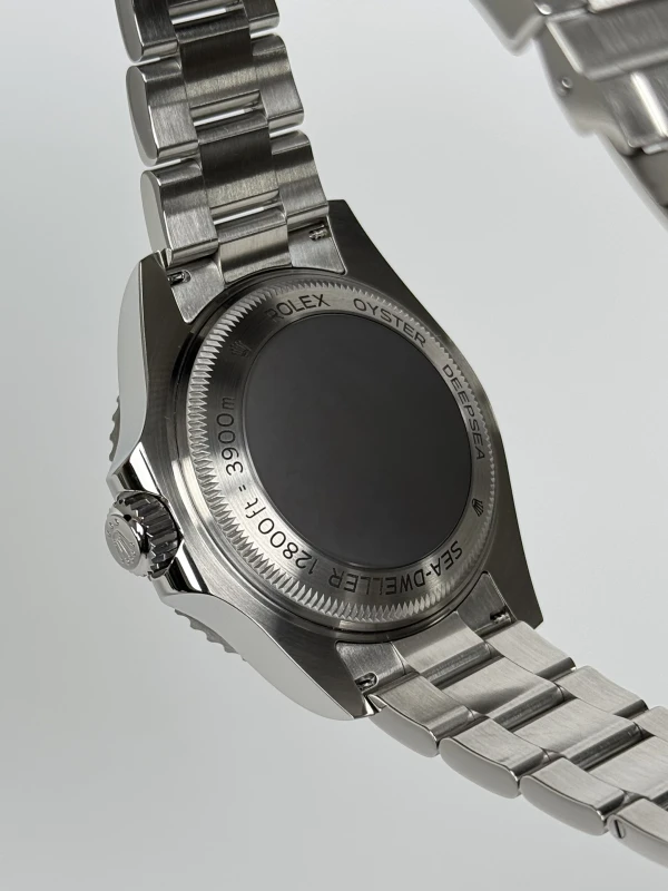 Rolex D -BLUE DIAL 126660-0002 9