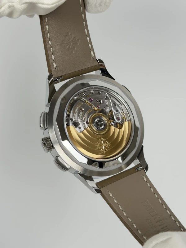 Patek Philippe Complications 5935A-001 8