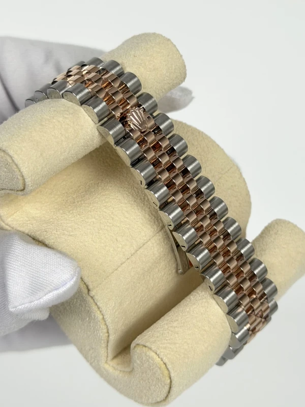 Rolex 31mm Steel and Everose Gold 278381RBR-0026 4