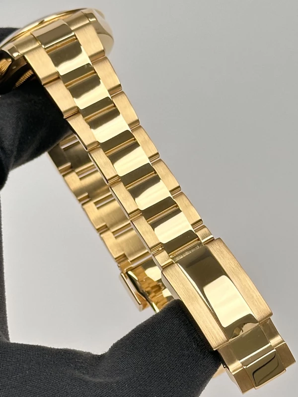 Rolex Cosmograph 40mm YellowGold Crystals Diamonds 116528 GoldCrystals Diamonds 5