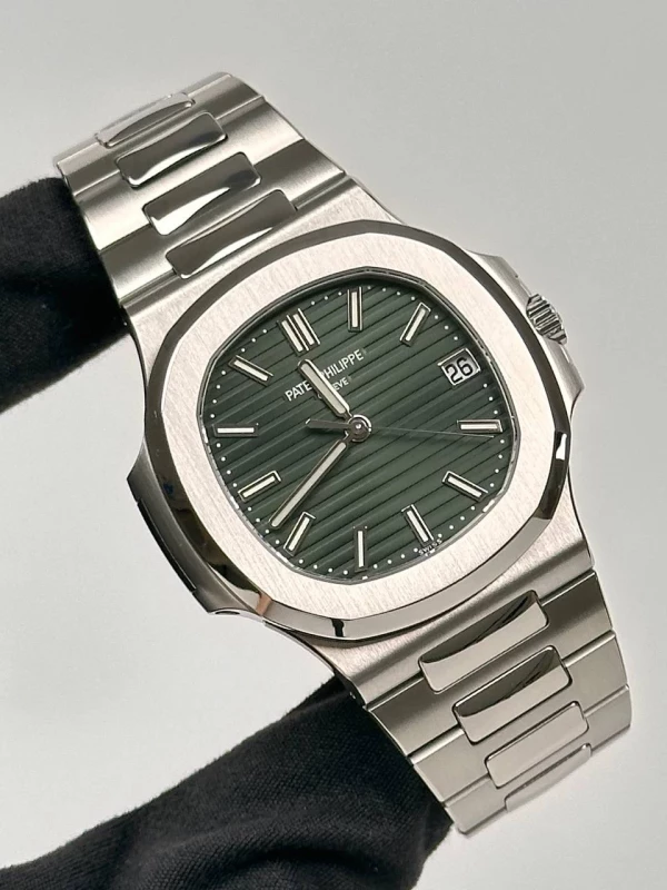 Patek Philippe 5711/1 5711/1A-014 2