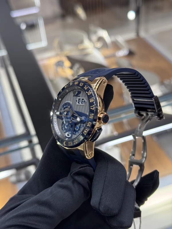Ulysse Nardin El Toro GMT ± Perpetual 326-00-3 4