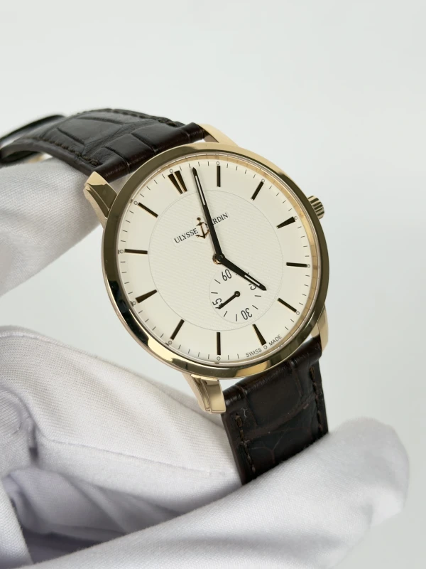 Ulysse Nardin Classico Small Second 8206-118-2/31 2