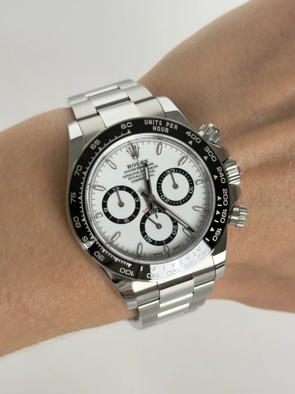 Rolex Cosmograph Daytona 40mm Steel 126500ln-0001 6