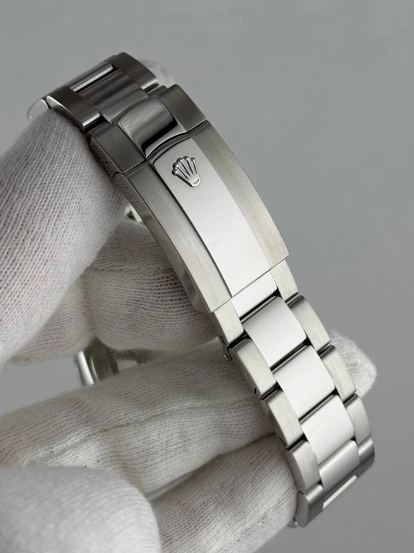 Rolex 42 mm, steel and white gold 326934-0007 8