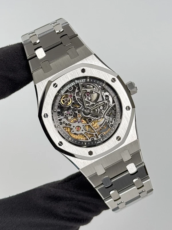 Audemars Piguet Openworked Selfwinding 39 mm 15305ST.OO.1220ST.01 2