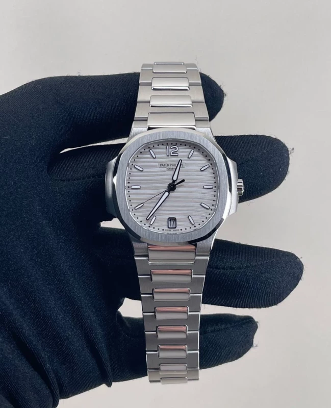 Patek Philippe Lady 7118 7118/1A-010 4