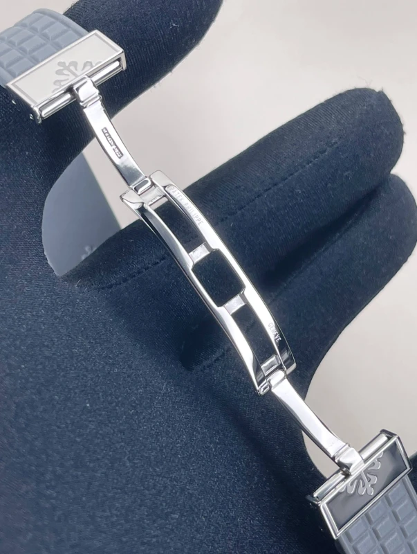 Patek Philippe Jumbo 5065/A-001 6