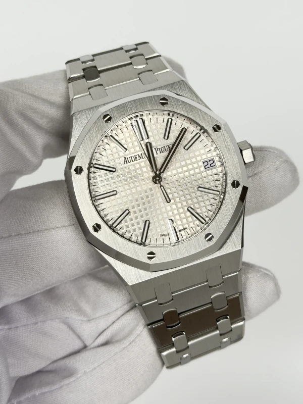 Audemars Piguet «50-ЛЕТНИЙ ЮБИЛЕЙ» Selfwinding 15510ST.OO.1320ST.08 2