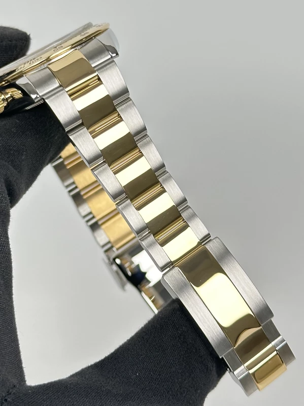 Rolex COSMOGRAPH 40mm Steel and Yellow Gold 116503-0006 5