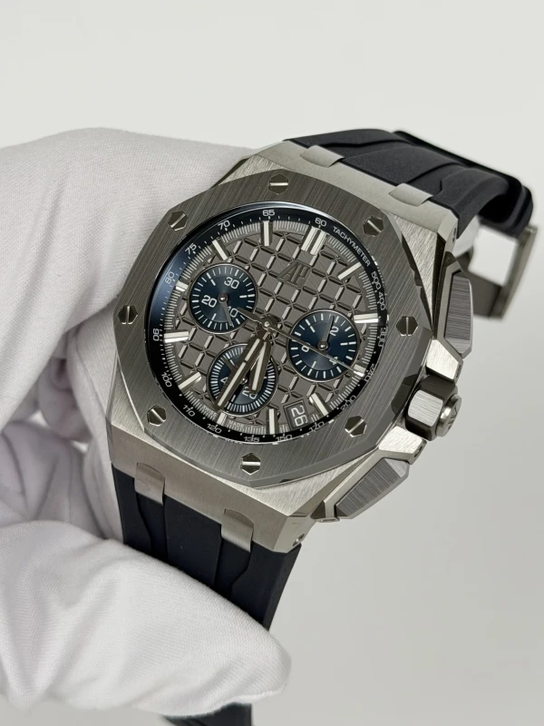 Audemars Piguet Chronograph 43 mm 26420IO.OO.A009CA.01 4