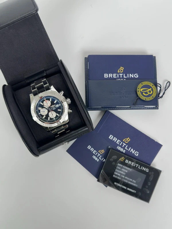 Breitling Super Avenger II A13371111B1A1 8