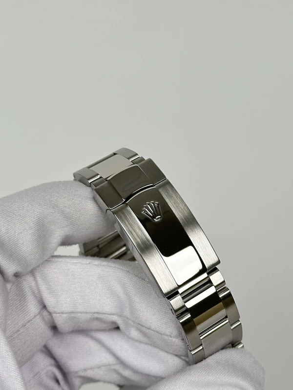 Rolex II 41mm Steel and White Gold 116334 White 7