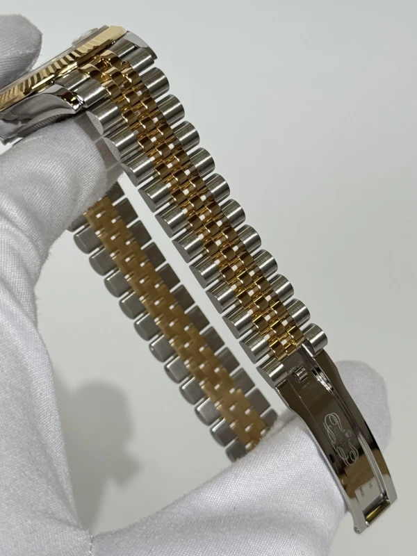 Rolex Datejust 31mm Steel and Yellow Gold 278273-0018 4