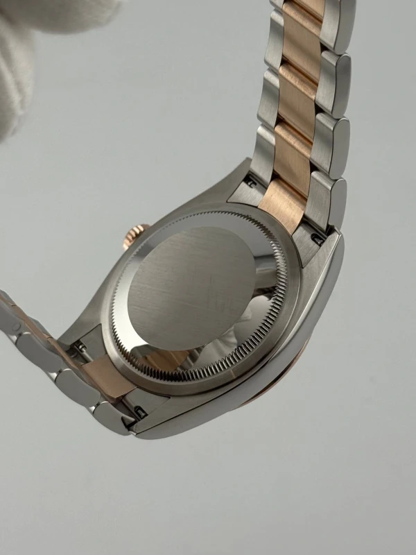 Rolex Datejust 36mm Steel and Everose Gold 126201-0022 8