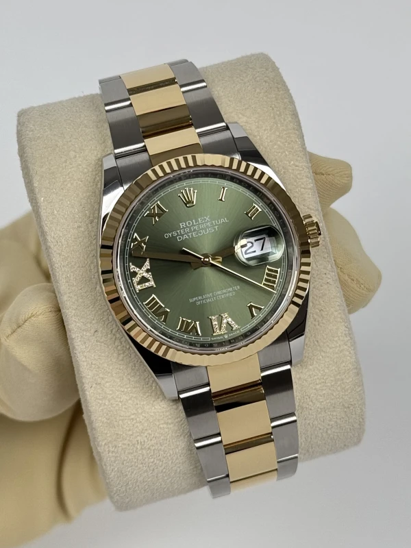 Rolex 36 mm, Oystersteel and yellow gold 126233-0026 3