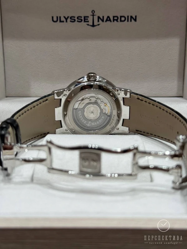 Ulysse Nardin Executive Dual Time Executive Dual Time 43mm 243-00/421 3