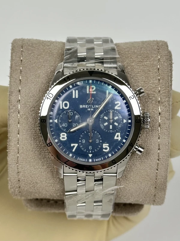 Breitling AVI CHRONOGRAPH 42 TRIBUTE TO VOUGHT F4U CORSAIR A233801A1C1A1 2