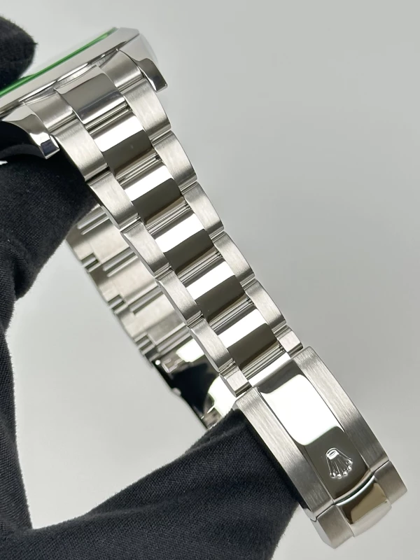 Rolex 40mm Steel 116400gv-0002 5