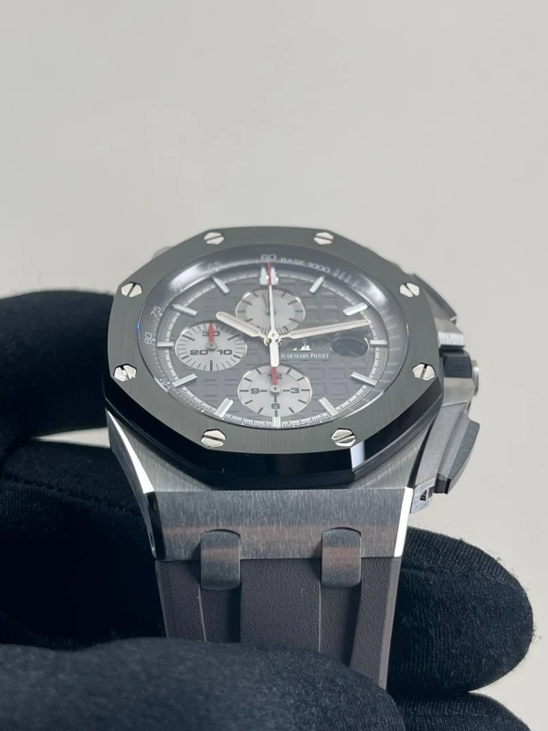 Audemars Piguet Chronograph 44mm 26400IO.OO.A004CA.01 4