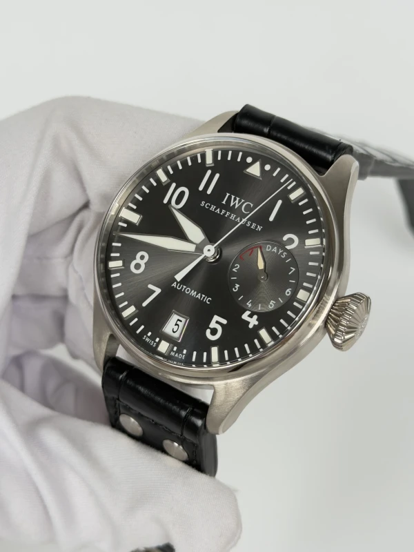 IWC Classic Big Pilot's IW500402 4