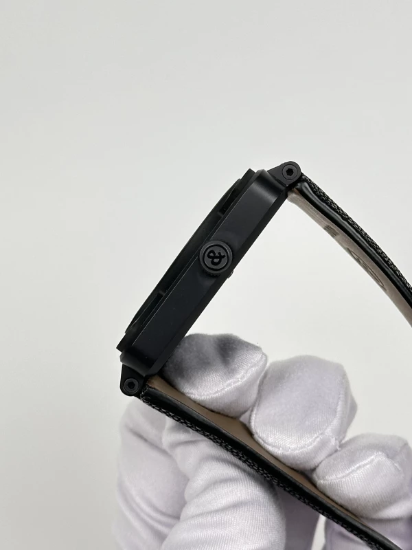 Bell & Ross BR 01 SKULL 672 BR0192-AIRBOR-FLD 6