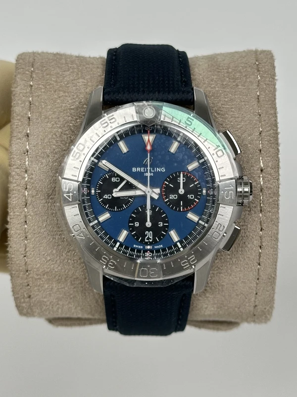 Breitling B01 CHRONOGRAPH 42 AB0146101C1X1 2