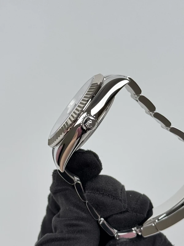 Rolex 42 mm, steel and white gold 326934-0005 4