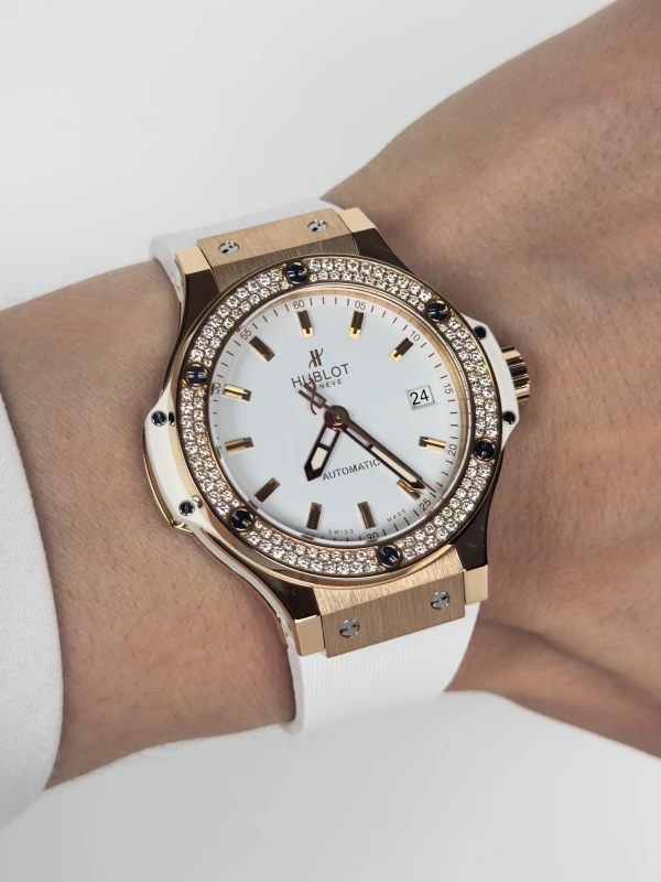 Hublot 485.OE.2210.RW.1204 6